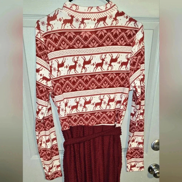 NWT Anika Burke Reindeer & Burgundy Print Fit & Flare Mock Neck Midi Dress XL - Picture 4 of 10